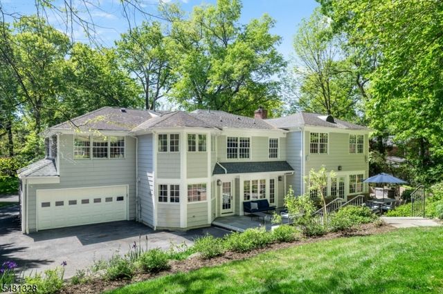 14 Cross Gates, Millburn Twp., NJ 07078