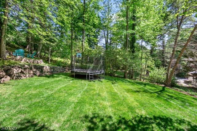 14 Cross Gates, Millburn Twp., NJ 07078