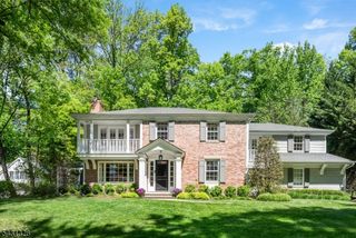 14 Cross Gates, Millburn Twp., NJ 07078