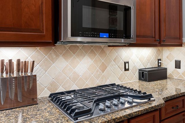 16227 Jordyn Lake Drive, Tomball, TX 77377