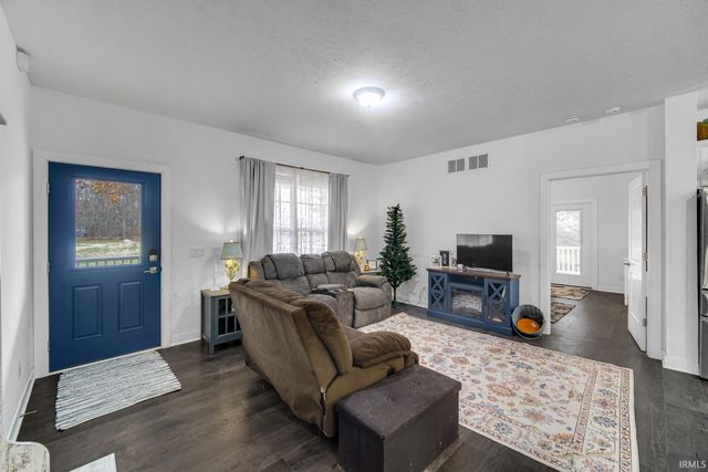 8788 9a Road, Plymouth, IN 46563