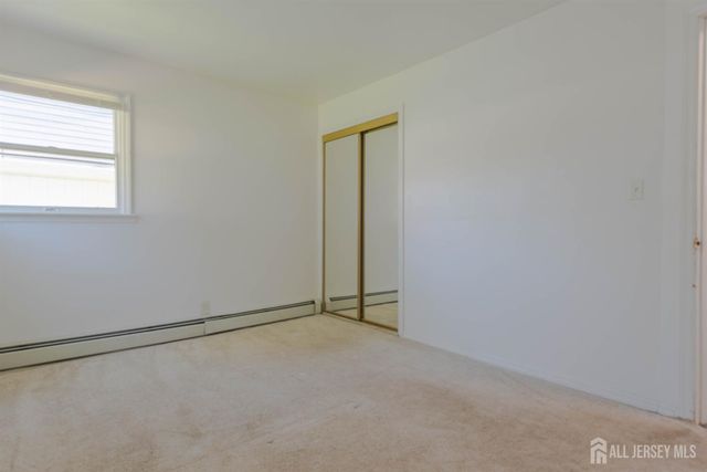 82 Markowitz Street, Carteret, NJ 07008