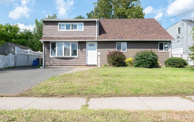 82 Markowitz Street, Carteret, NJ 07008