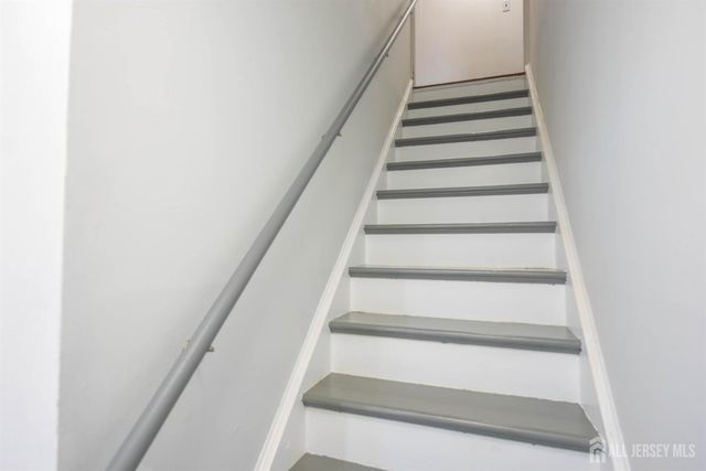 82 Markowitz Street, Carteret, NJ 07008