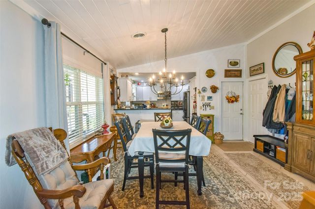 184 Pisgah Shadows Road, Penrose, NC 28766