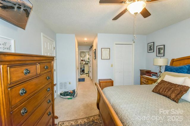 184 Pisgah Shadows Road, Penrose, NC 28766