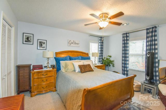 184 Pisgah Shadows Road, Penrose, NC 28766