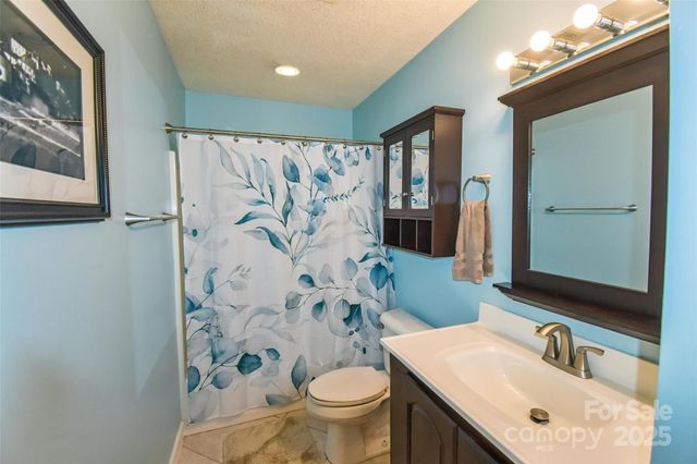 184 Pisgah Shadows Road, Penrose, NC 28766