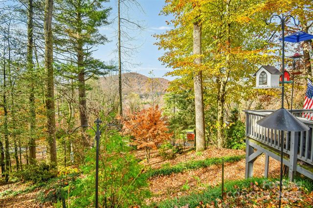 184 Pisgah Shadows Road, Penrose, NC 28766
