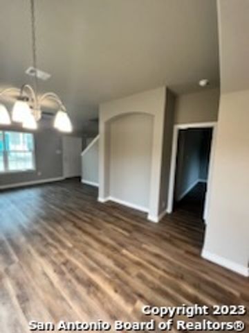 2031 Silver Oaks, San Antonio, TX 78213