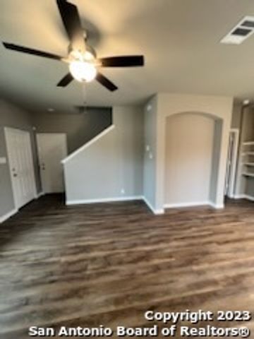 2031 Silver Oaks, San Antonio, TX 78213