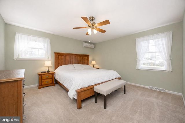 1900 DAVIS DR, Eagleville, PA 19403