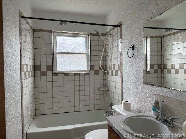 906 NW 1st Street, Wagoner, OK 74467