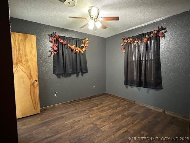 906 NW 1st Street, Wagoner, OK 74467