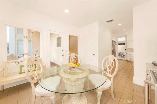 3546 Dixie Canyon, Los Angeles, CA 91423