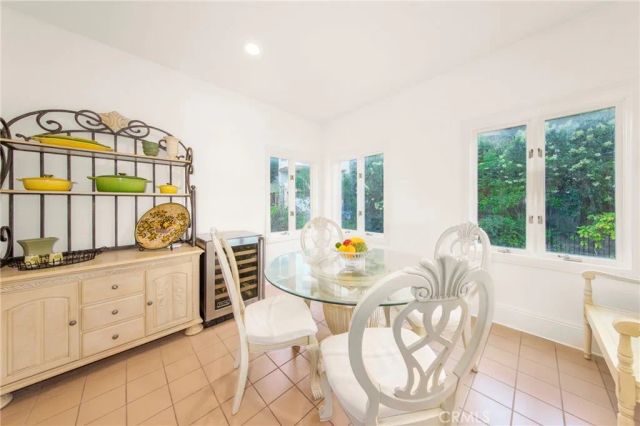3546 Dixie Canyon, Los Angeles, CA 91423