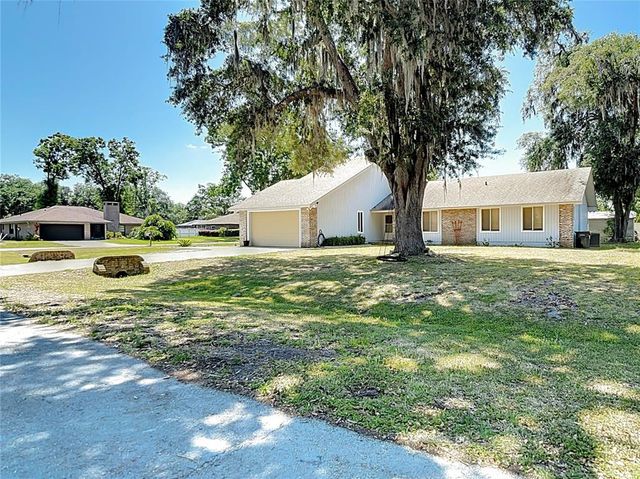 7838 ROLLING GROVE DRIVE E, Lakeland, FL 33810