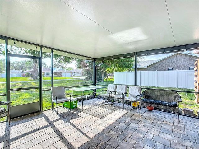 7838 ROLLING GROVE DRIVE E, Lakeland, FL 33810