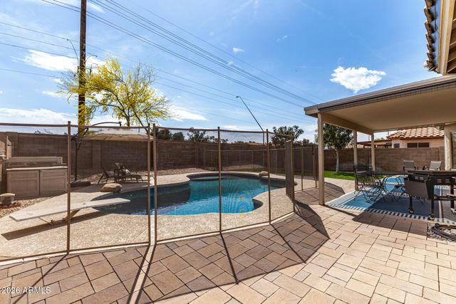 653 W NARANJA Avenue, Mesa, AZ 85210