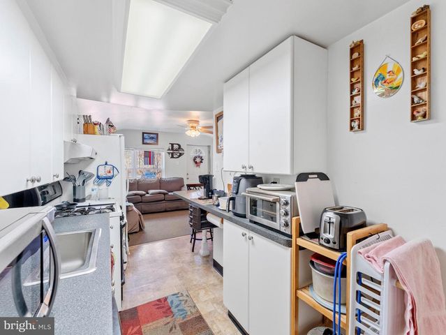 1910 WINSLOW RD, Williamstown, NJ 08094