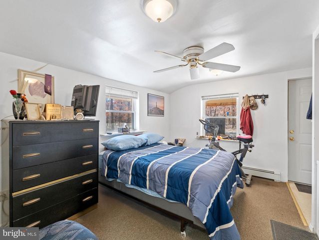 1910 WINSLOW RD, Williamstown, NJ 08094