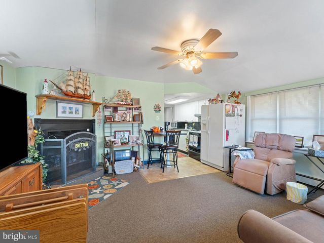 1910 WINSLOW RD, Williamstown, NJ 08094