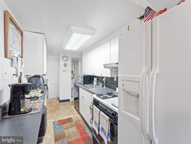 1910 WINSLOW RD, Williamstown, NJ 08094