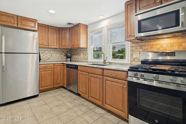 201 Commonwealth Boulevard, Manchester, NJ 08759