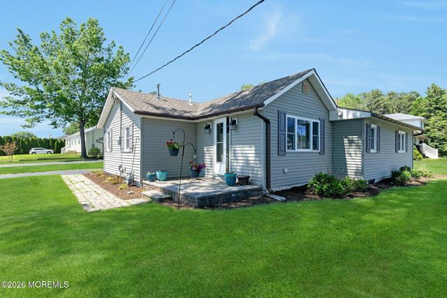 201 Commonwealth Boulevard, Manchester, NJ 08759