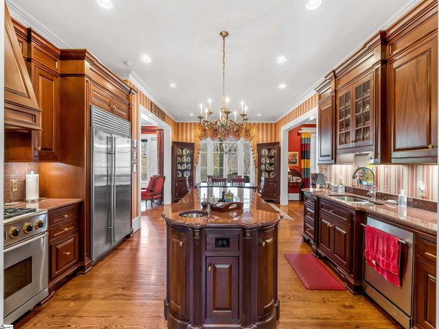 1912 Roe Ford Road, Greenville, SC 29617