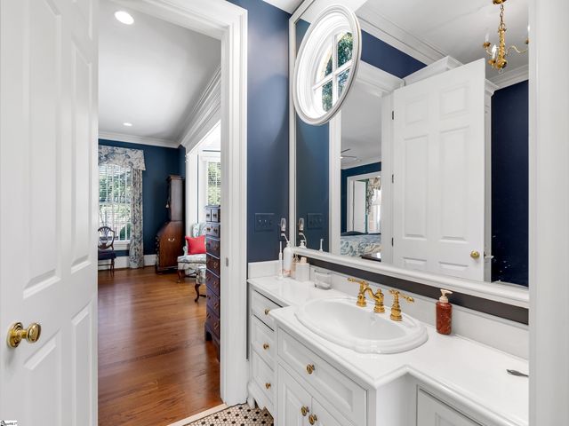 1912 Roe Ford Road, Greenville, SC 29617