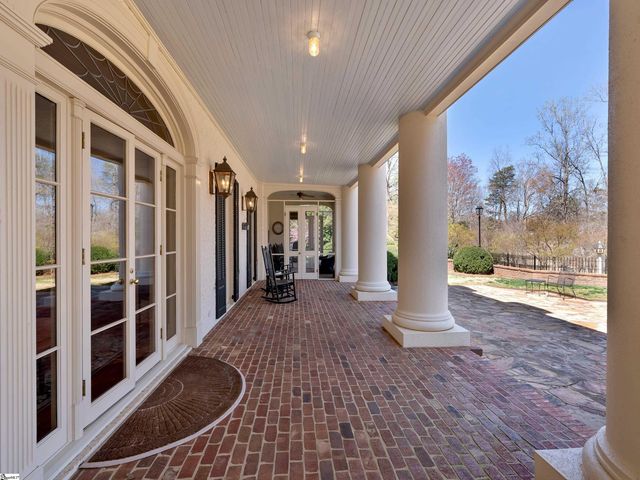 1912 Roe Ford Road, Greenville, SC 29617