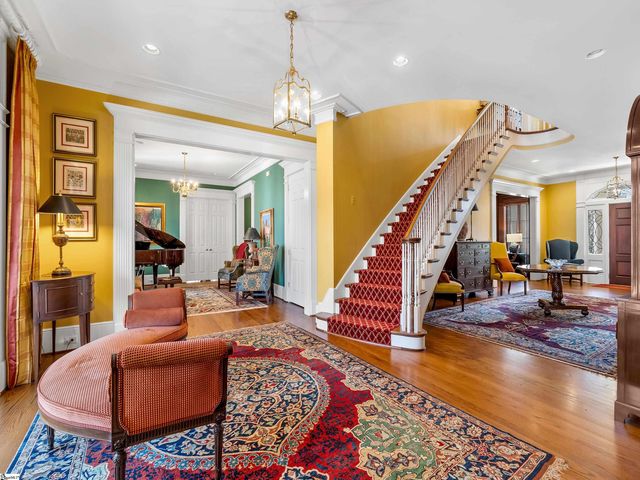 1912 Roe Ford Road, Greenville, SC 29617