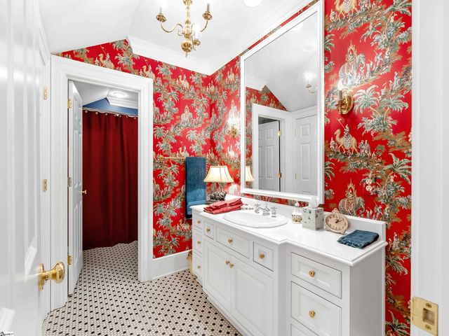 1912 Roe Ford Road, Greenville, SC 29617