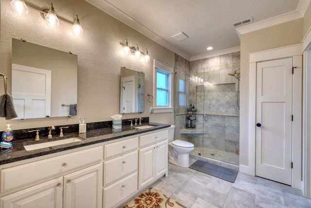 25 Ivy Log Heights Spur, Young Harris, GA 30582