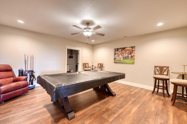 25 Ivy Log Heights Spur, Young Harris, GA 30582