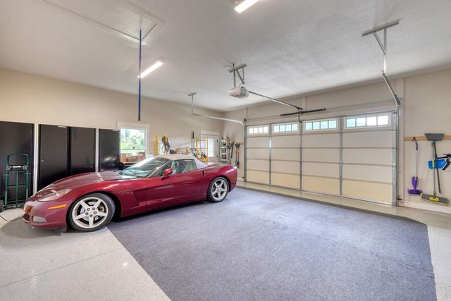 25 Ivy Log Heights Spur, Young Harris, GA 30582
