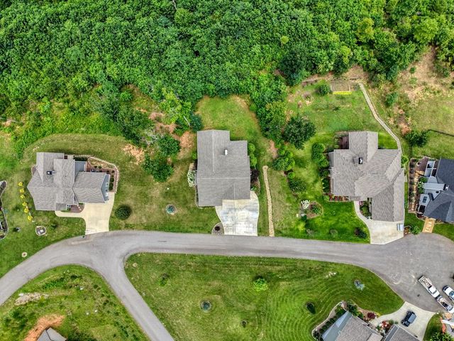 25 Ivy Log Heights Spur, Young Harris, GA 30582
