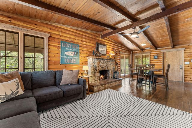 99 Shady Place Lane, Blue Eye, MO 65611
