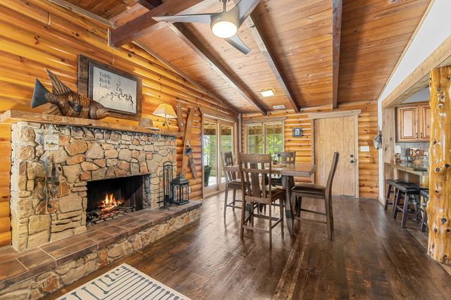 99 Shady Place Lane, Blue Eye, MO 65611