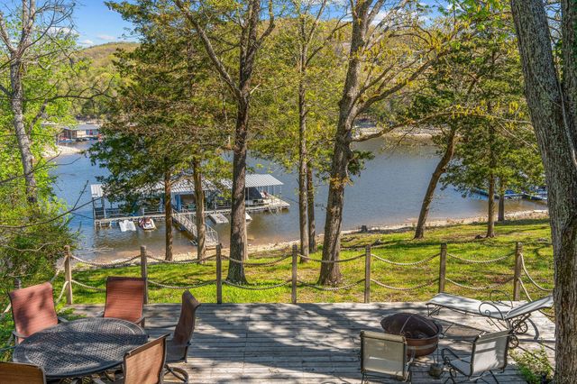 99 Shady Place Lane, Blue Eye, MO 65611