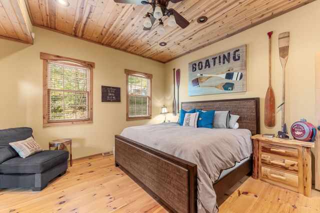 99 Shady Place Lane, Blue Eye, MO 65611