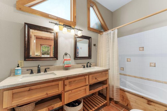 99 Shady Place Lane, Blue Eye, MO 65611