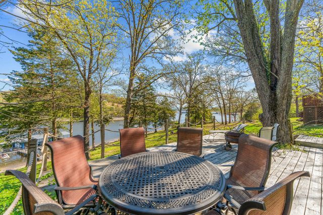 99 Shady Place Lane, Blue Eye, MO 65611