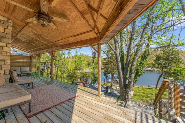 99 Shady Place Lane, Blue Eye, MO 65611