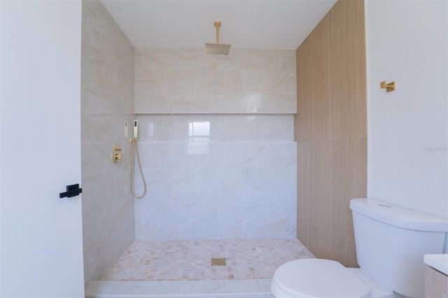 1295 DELTONA BLVD, Deltona, FL 32725