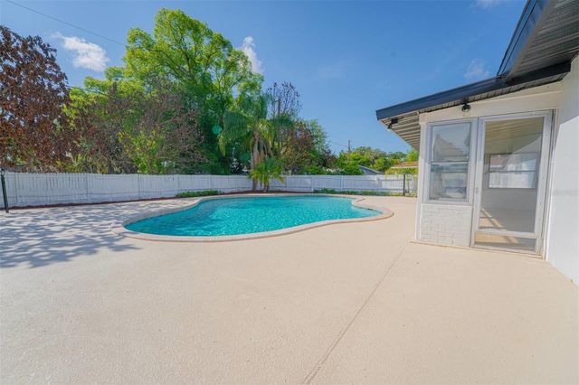 1295 DELTONA BLVD, Deltona, FL 32725