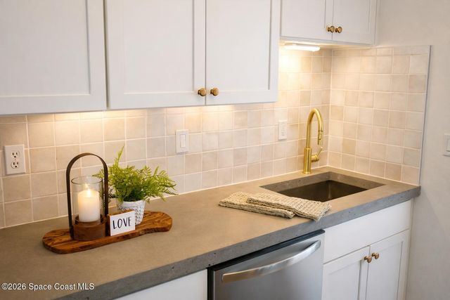 804 Oak Street, Melbourne Beach, FL 32951