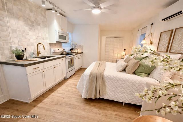 804 Oak Street, Melbourne Beach, FL 32951