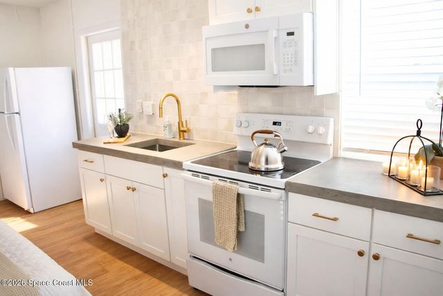 804 Oak Street, Melbourne Beach, FL 32951